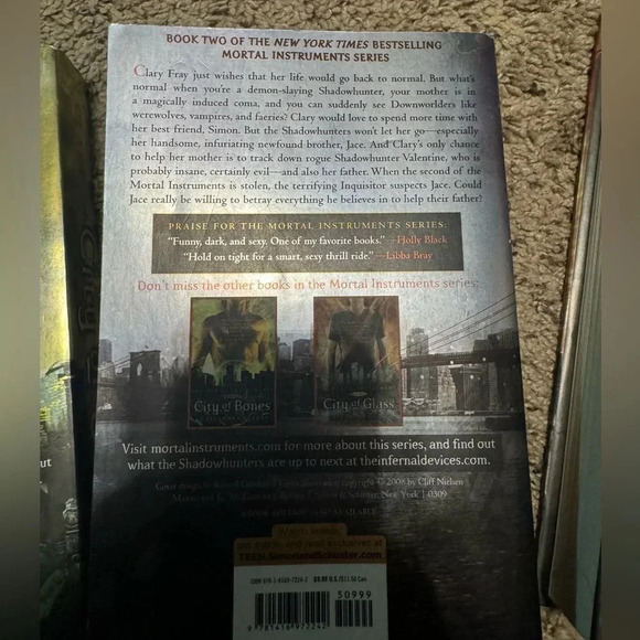 The Mortal Instruments Books 1-3 by Cassandra Clare - Picture 4 of 8